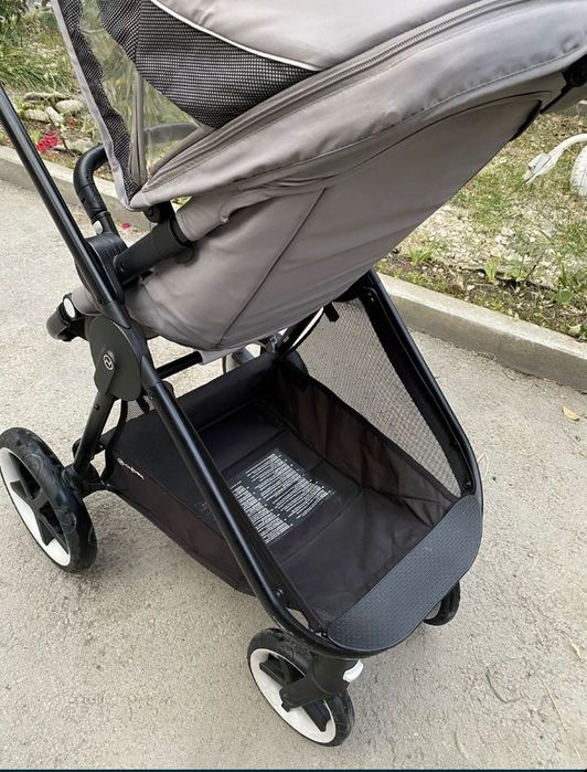 Детская коляска в отличном состояние