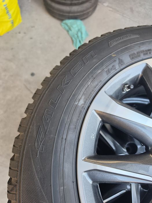 4 Броя 225/65/17 Falken 2x6,5mm 2x5,5mm