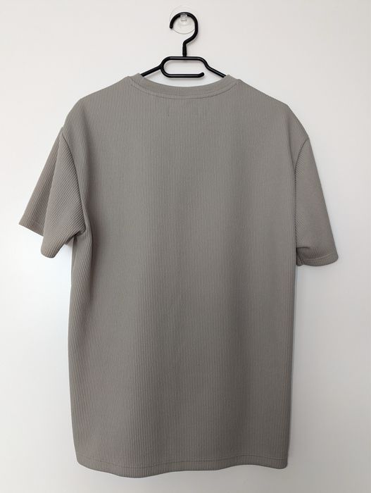 Лот от мъжки тениски