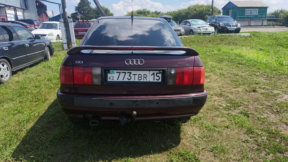 Продам автомобиль Ауди b4