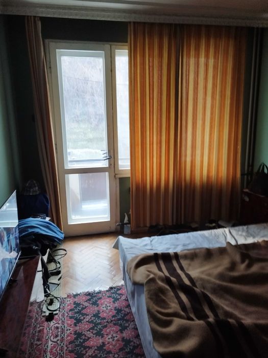 Продава се Тристаен апартамент в Плевен, Широк център - 95 кв.м за 1422 €/кв.м - Снимка #1