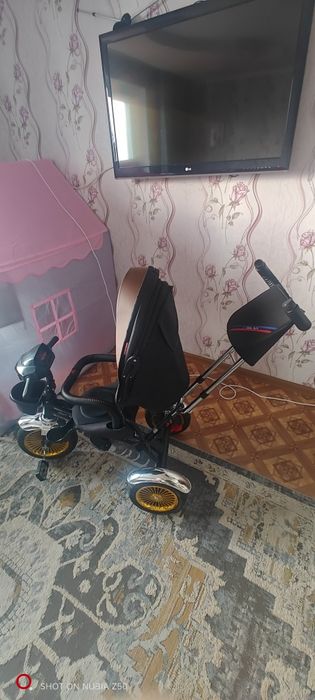 Велоколяска в отличном состоянии