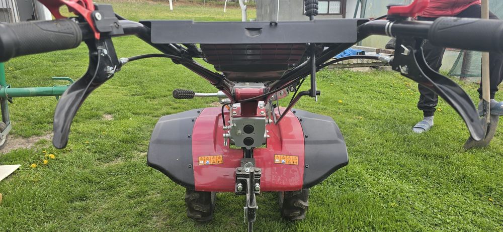 Мото блок 7кс чисто ново