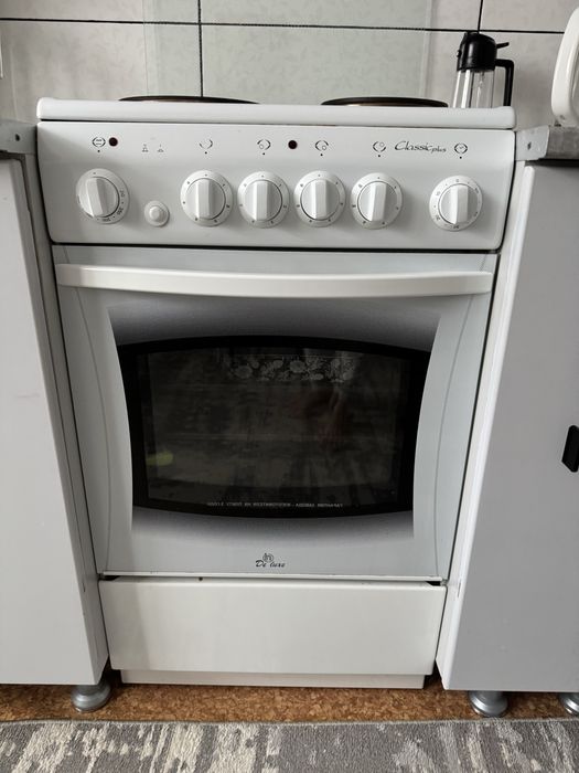 Продам электрическую плиту