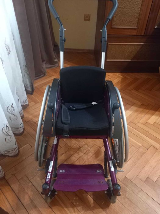 Количка за деца със специални потребности