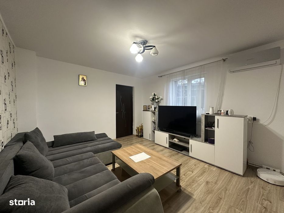 Agentia imobiliara VIGAFON vinde casa 4 camere zona Traian