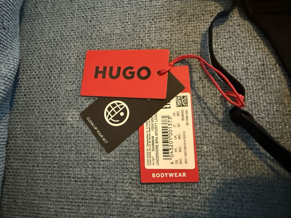 Hugo дамски сутиен 80C с етикети