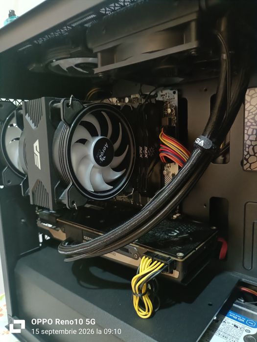PC Ryzen 5 impecabil