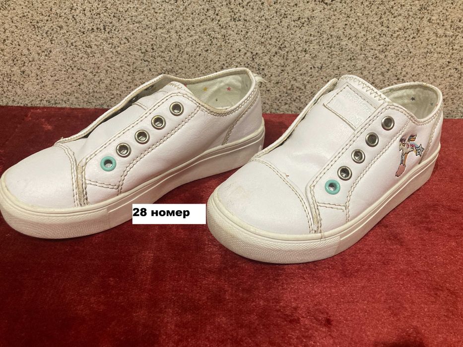 Маратонки 17, 19, 21, 22, 28, 29.5, 32, 35.5 номера