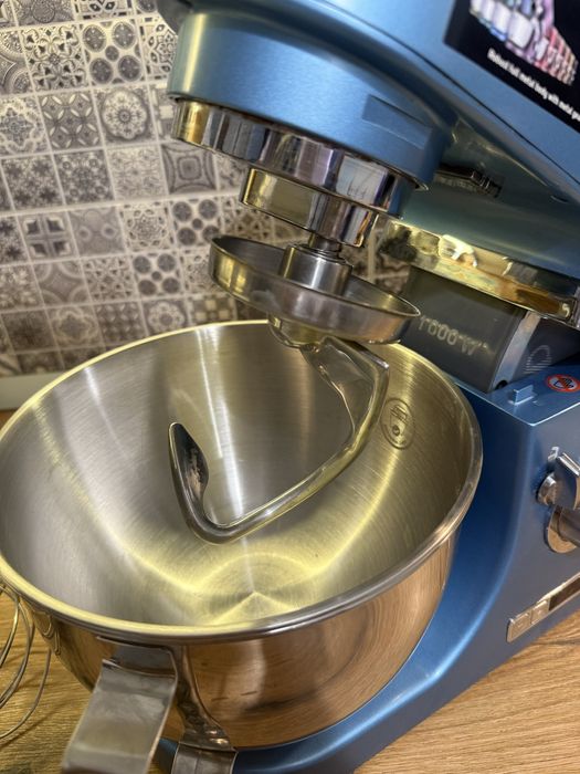 Планетарен миксер  Sencor STM7872BL