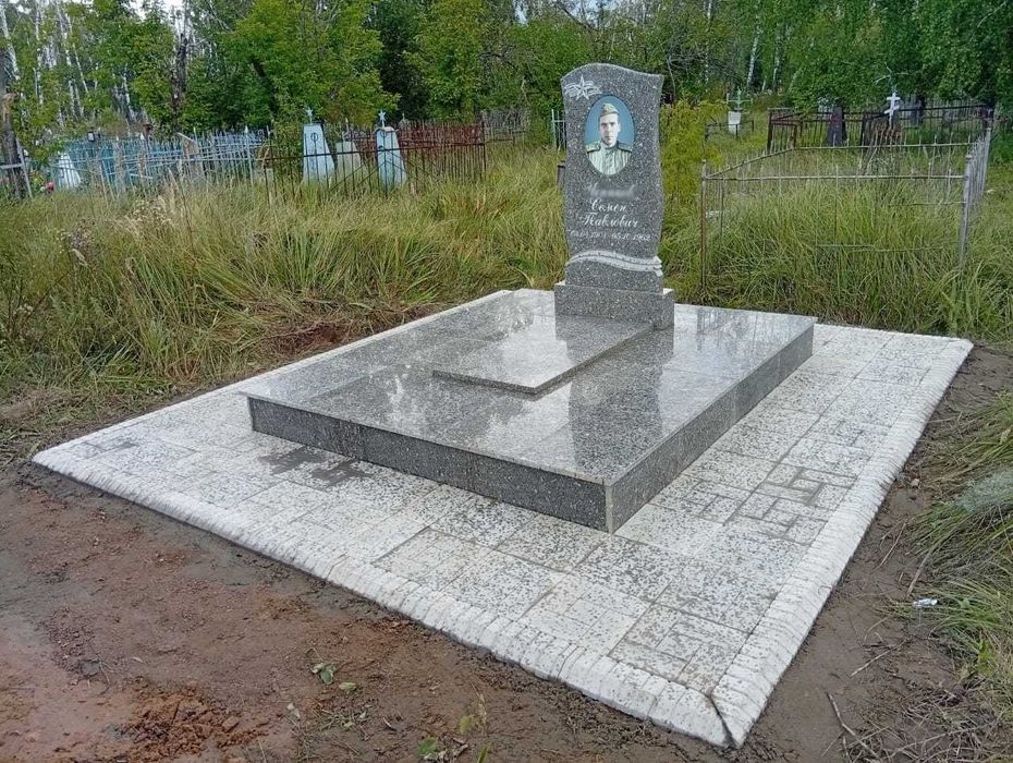 Изготовление памятников фирма "Монумент"