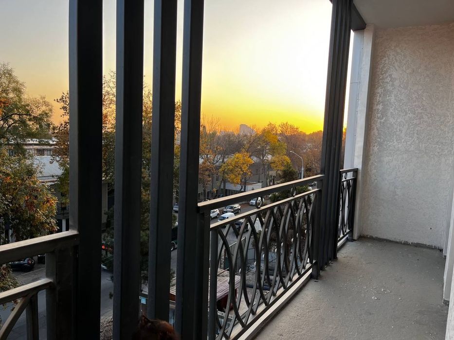 ЖК "Darkhan Residence" 2/4/12  
Мирзо-Улугбекский район  
Улица Катта