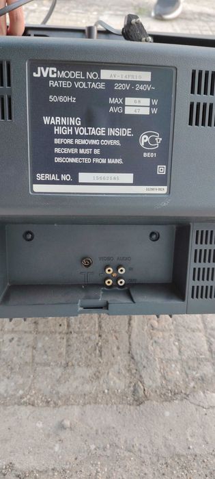 Телевизор JVC.