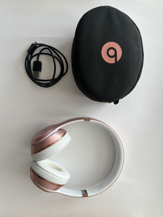 Beats solo 3 wireless rose gold