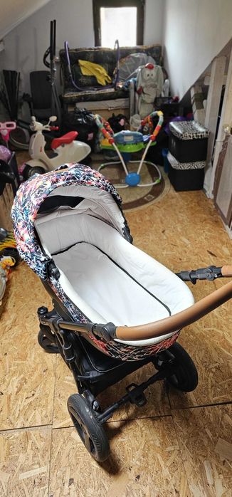 Carucior copii 3 in 1 Bexa Cube City Lights