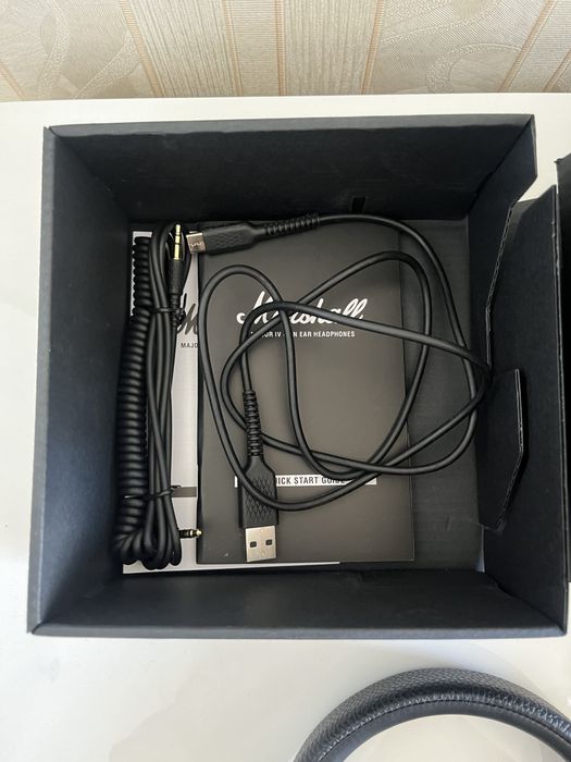 Продам наушники MARSHALL MAJOR IV