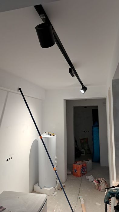 Amenajări interioare/renovări/sanitare/electrice