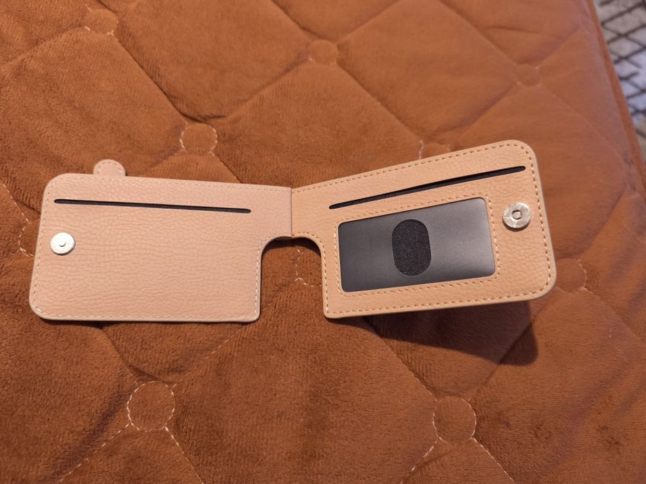 Портмоне тип магнитно/залепващо към телефона