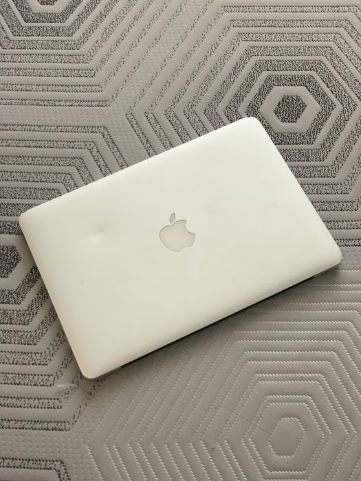 Продам macbook pro 13 mid 2014