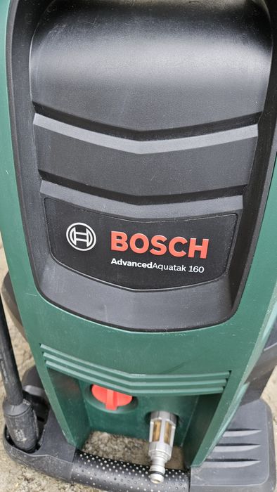 Водоструйка Bosh