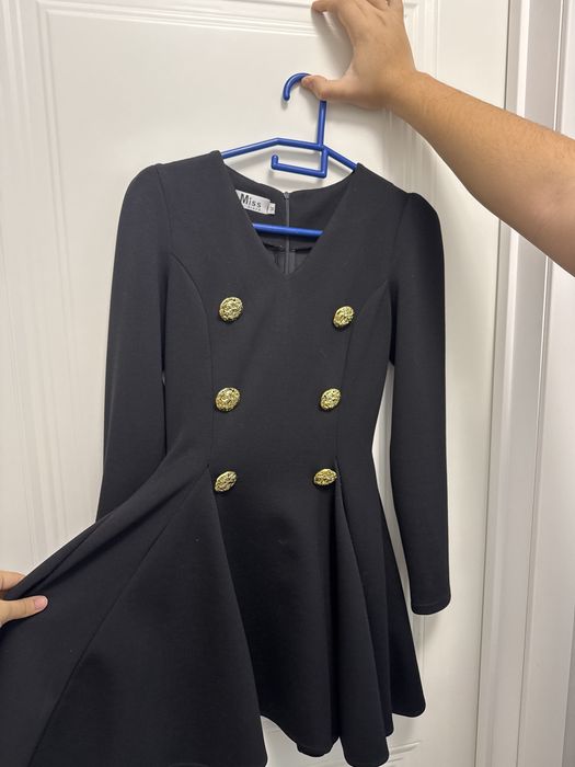 Продам платье почти новая