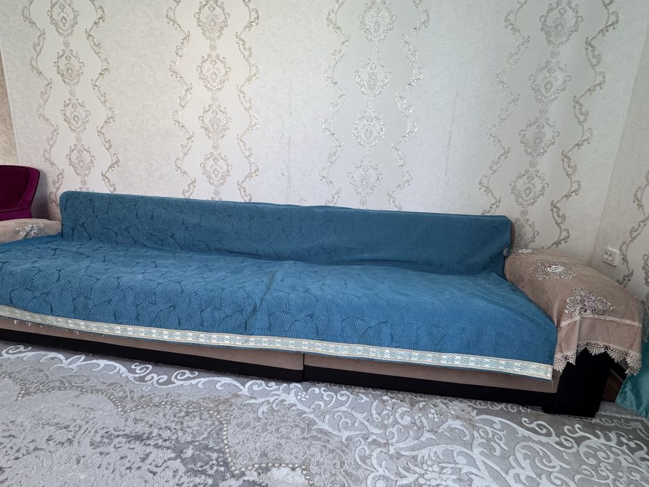 Продам диван.