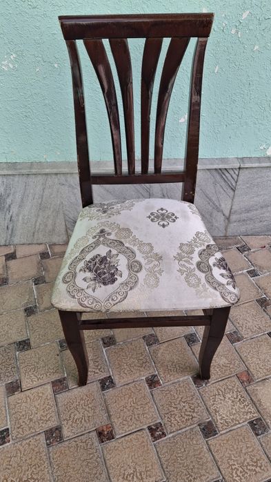 Stullar sotiladi arzon narxda