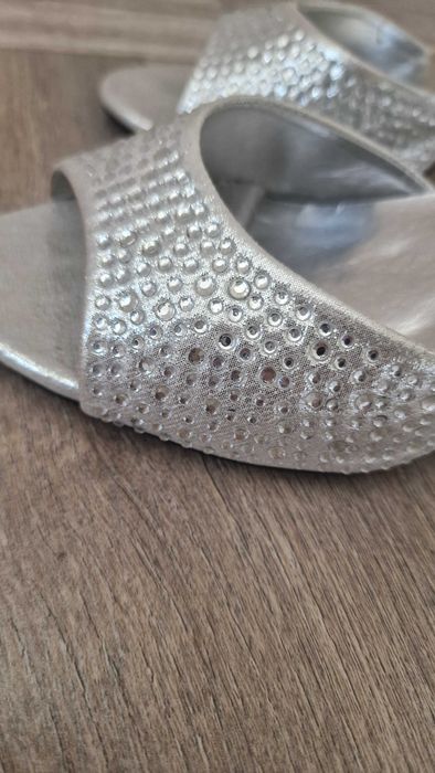 Meгияс 39 номер Дамски официални обувки/сандали