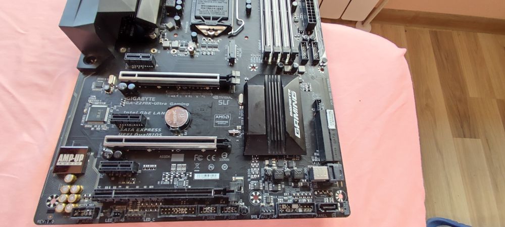 Gigabyte Z270X Ultra Gaming