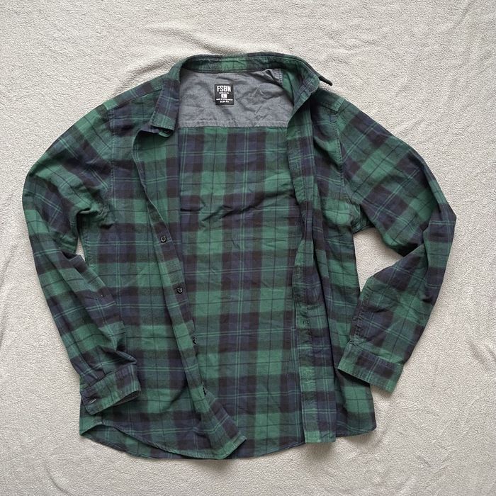 Рубашка клетчатая от Colins