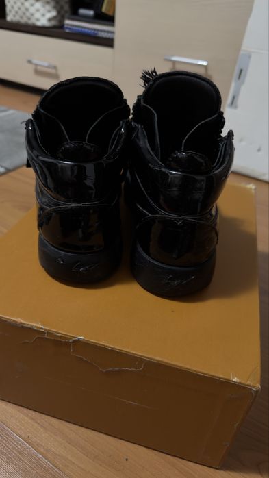Sneakers Giuseppe Zanotti !