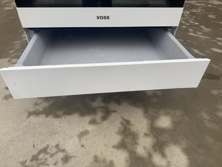 Печка с керамичен плот Електролукс ИНдукция