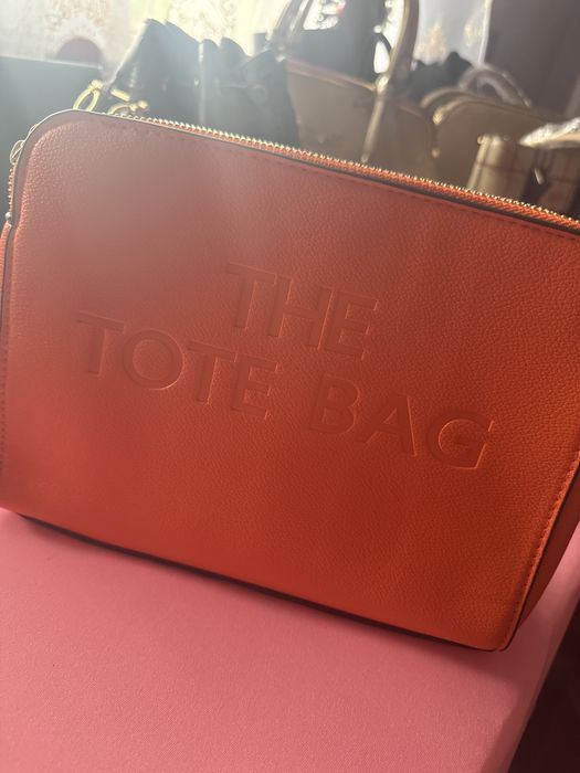 Geanta noua - The Tote Bag