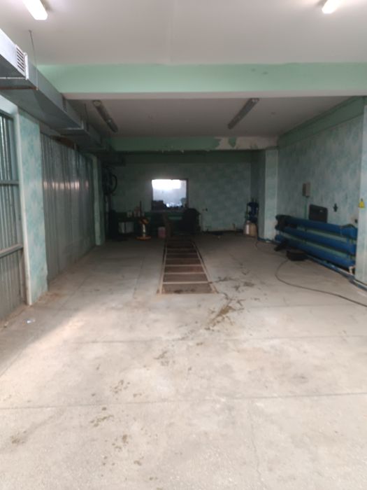 Сдаю  большой гораж