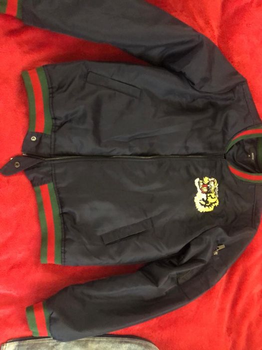 Куртки в хорошем состоянии