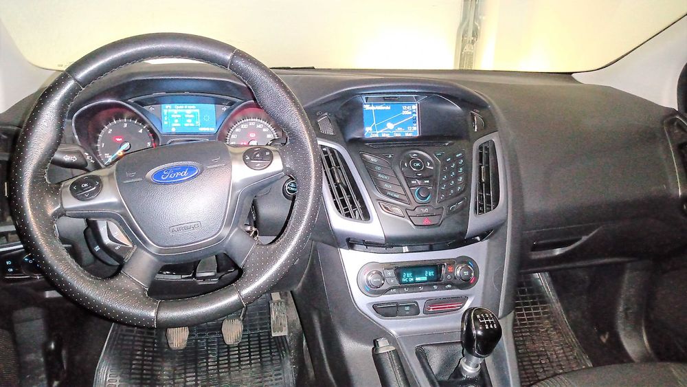 Ford Focus Mk3 euro 5, Titanium, Xenon, GPS, Fabricat Dec.2013