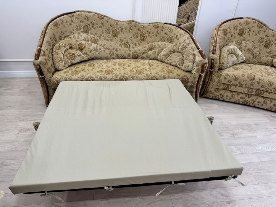 Диван в отличном состоянии