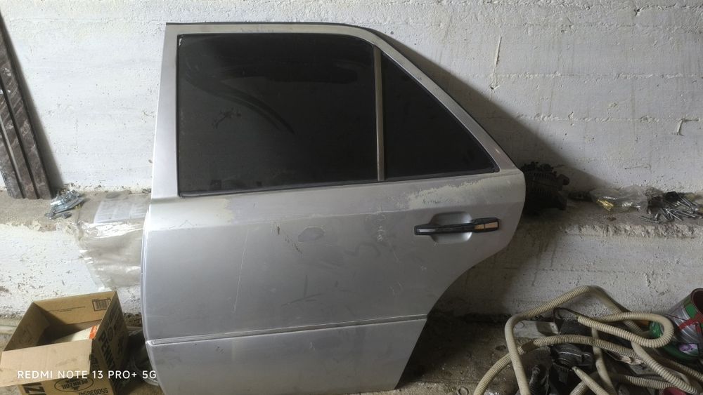 Двери + сидения Mercedes-Benz W124