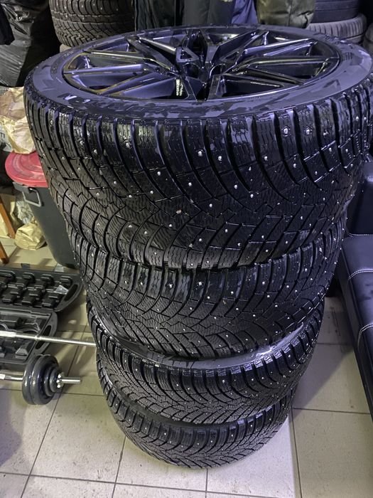 Продам диски с зимней резиной/шипы/перрели /