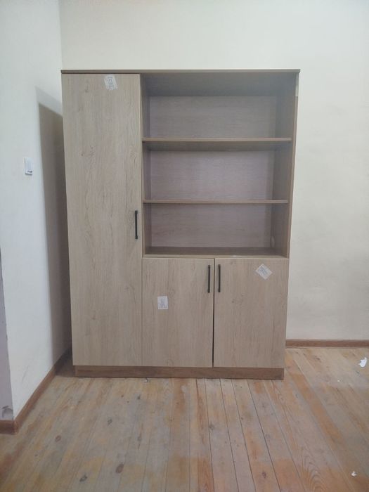 Yangi stollar va shkaf