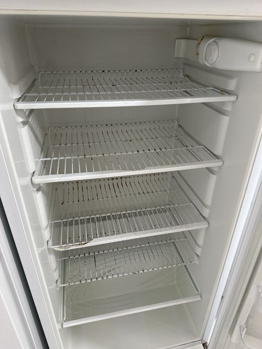 продам холодильник Мир