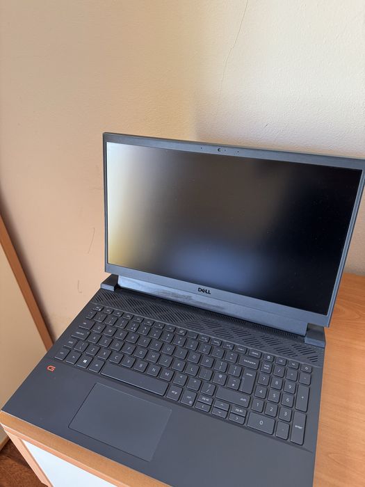 Геймърски лаптоп Dell G15 5510