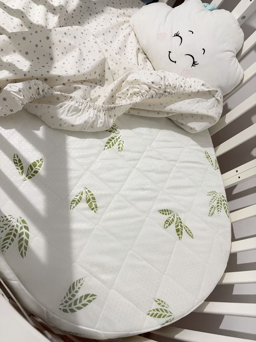 Продам детскую кровать манеж,