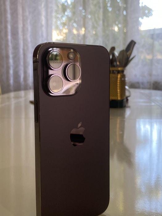 Продам apple 14 pro max