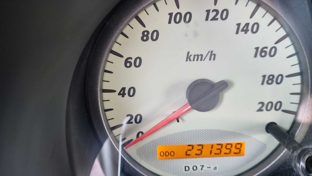 Toyota RAV 4 2003 2.0 diesel