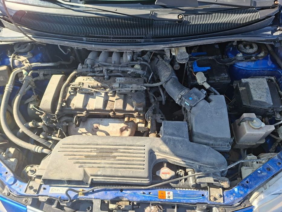 Авто Мазда Премаси  2004