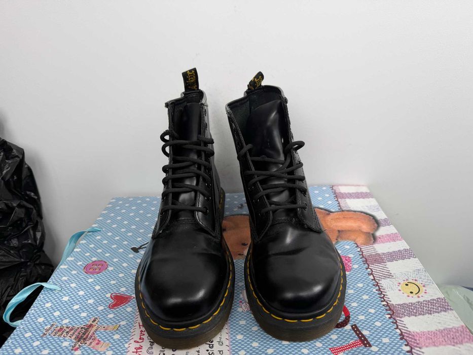 Dr. Martens 11822 Lace Combat Boots Smooth Black Leather''оригинални