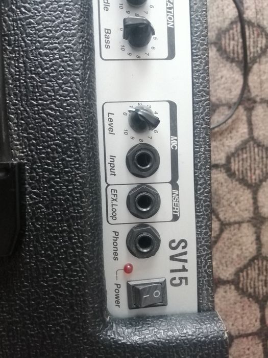 Комбоусилитель гитарный