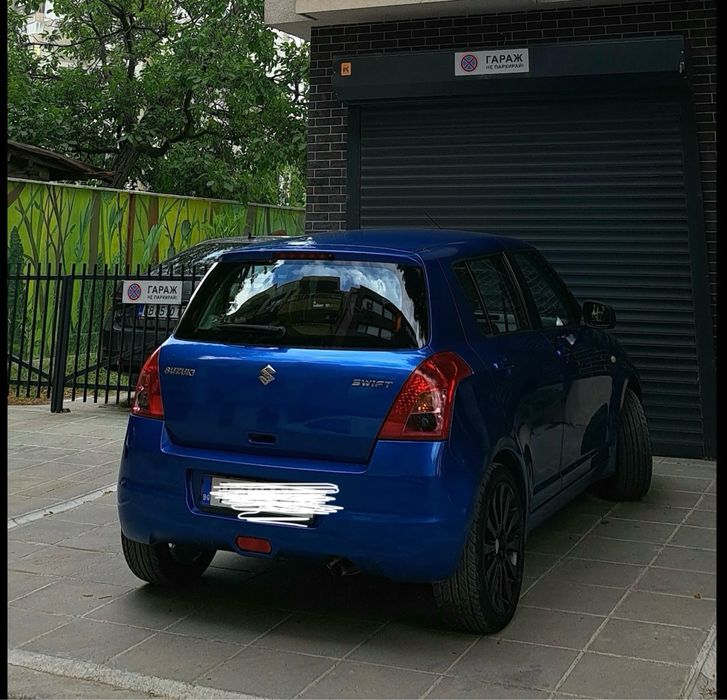 Продавам Кола  Suzuki swift