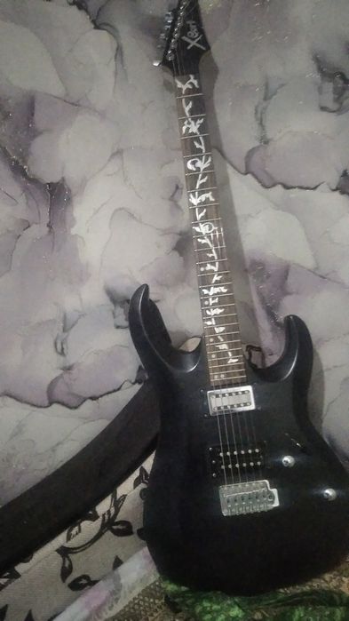 Легендарная электрогитара